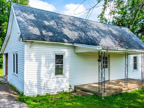 Absolute 2Bd 1Bth Home : Crofton : Christian County : Kentucky